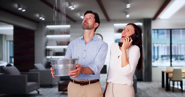 Best Emergency water extraction  in Englewood, OH